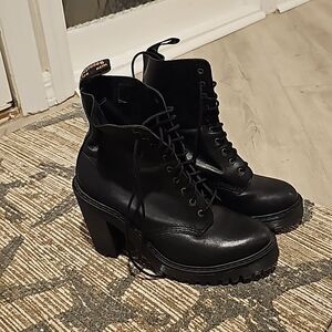 Closing Closet!  KENDRA WOMEN'S LEATHER HEELED BOOTS